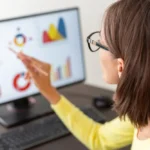 Herramientas digitales o gráficas asociadas a programación, idiomas, Excel, etc.